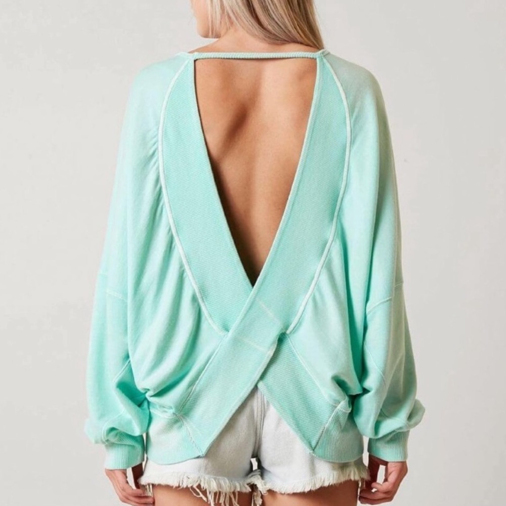 Free People pullover - Picture 2 of 8